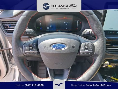 Used 2025 Ford Escape ST-Line Select w/ Tech Pack #1 AWD/4WD image 11