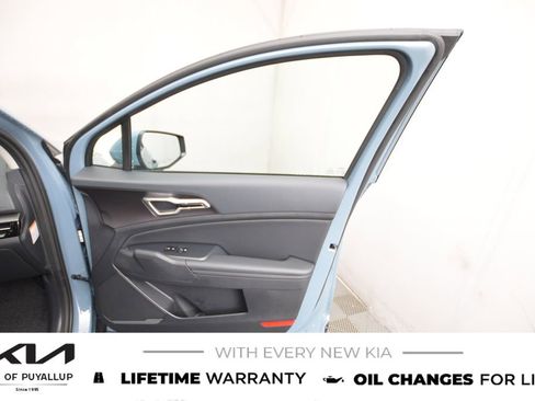 New 2026 Kia Sportage EX image 15