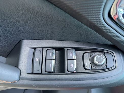 Certified 2024 Subaru Crosstrek 2.5i Limited w/ Crosstrek Mirror Package image 38