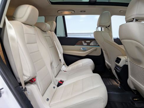 Used 2022 Mercedes-Benz GLS 450 4MATIC image 29