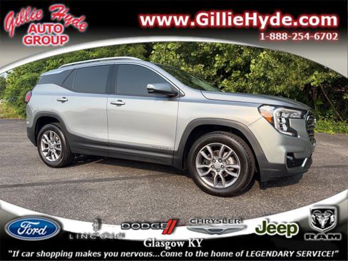 Used 2024 GMC Terrain SLT AWD/4WD image 1
