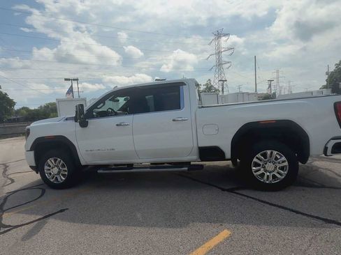 Certified 2020 GMC Sierra 3500 Denali w/ Technology Package AWD/4WD image 5