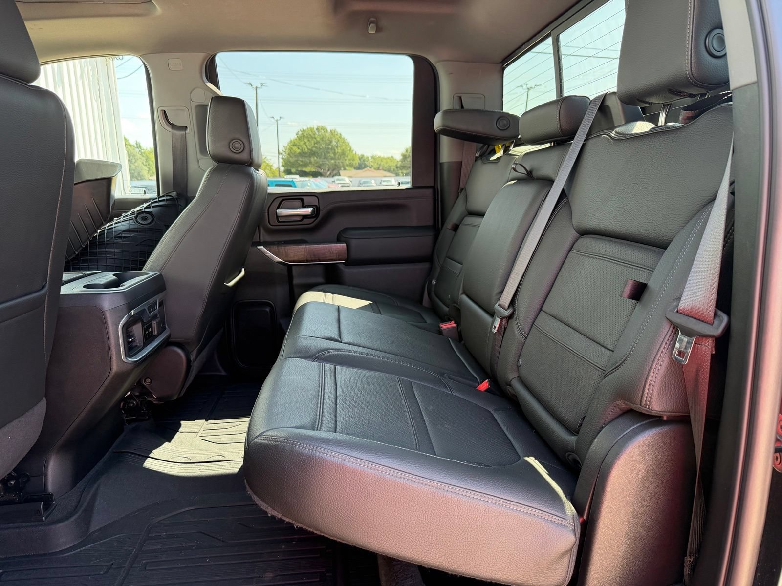Used 2021 GMC Sierra 2500 Denali w/ Denali Ultimate Package AWD/4WD image 21