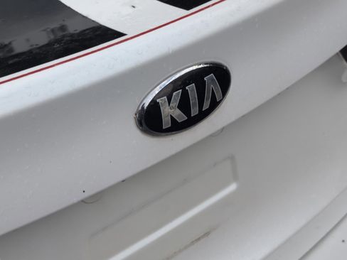 Used 2015 Kia Forte LX w/ Popular Package image 22