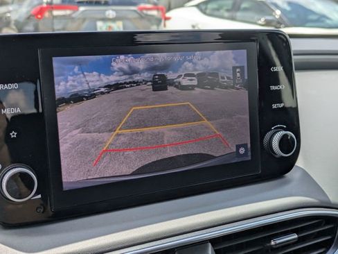 Used 2023 Hyundai Santa Fe SE image 25