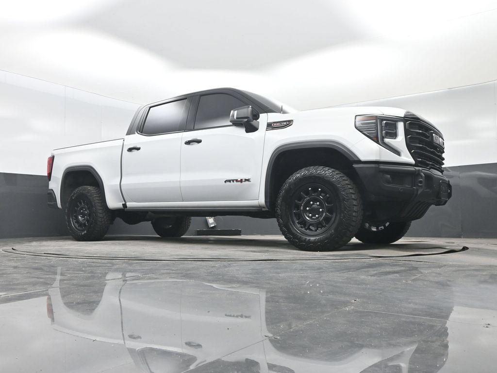 Used 2024 GMC Sierra 1500 AT4X w/ AT4X AEV Edition AWD/4WD image 32