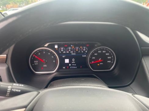 Used 2021 Chevrolet Suburban High Country RWD image 22