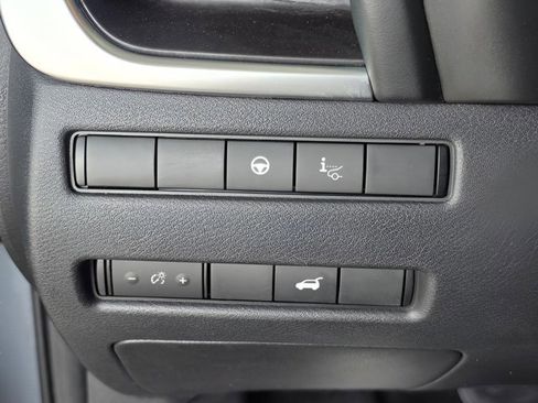 Certified 2023 Nissan Rogue Platinum w/ Platinum Premium Package FWD image 29