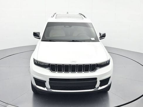 Used 2023 Jeep Grand Cherokee L Limited RWD image 32