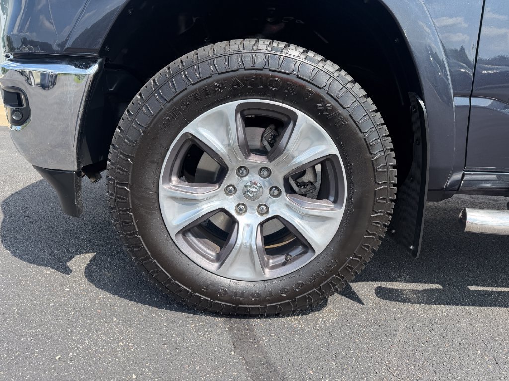 Used 2021 RAM 1500 Laramie AWD/4WD image 11