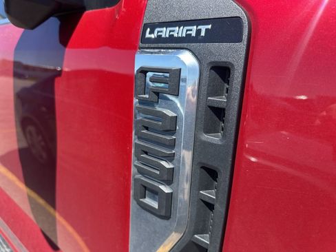 Used 2023 Ford F250 Lariat w/ Lariat Ultimate Package AWD/4WD image 9