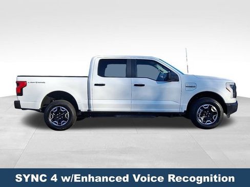 Used 2022 Ford F150 Lightning Pro image 9