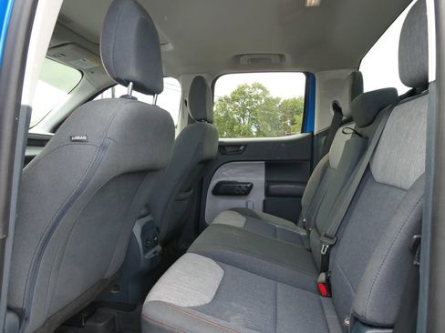 Used 2022 Ford Maverick XLT FWD image 17