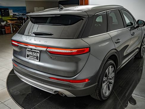 Used 2022 Lincoln Corsair Reserve FWD image 16