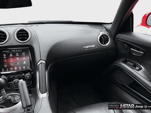 Used 2017 Dodge Viper GTS RWD image 17