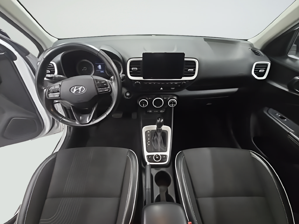 Used 2022 Hyundai Venue Limited FWD image 27
