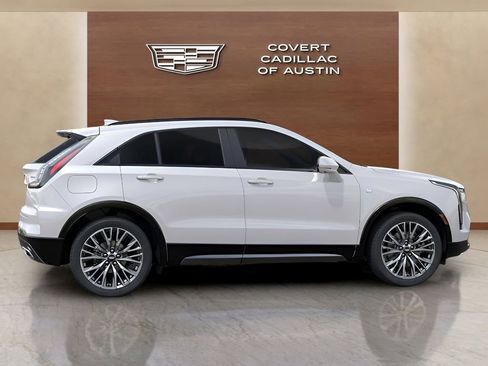 Certified 2025 Cadillac XT4 Sport image 5