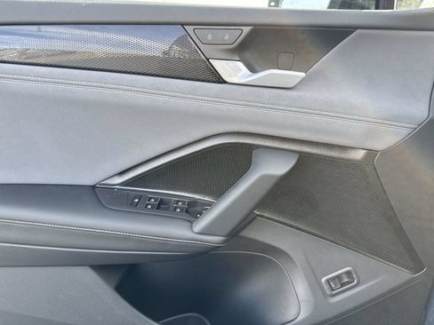 New 2026 Volkswagen Tiguan SE R-Line AWD/4WD image 15