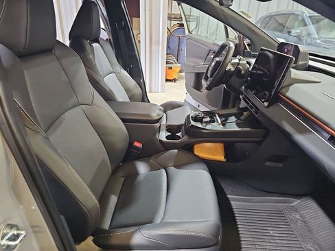 New 2026 Subaru Uncharted AWD image 10