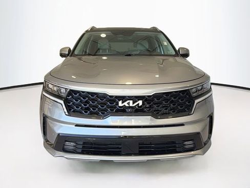 Used 2024 Kia Sorento SX Prestige w/ Panoramic Sunroof Package AWD/4WD image 2