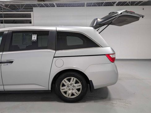 Used 2012 Honda Odyssey LX image 10