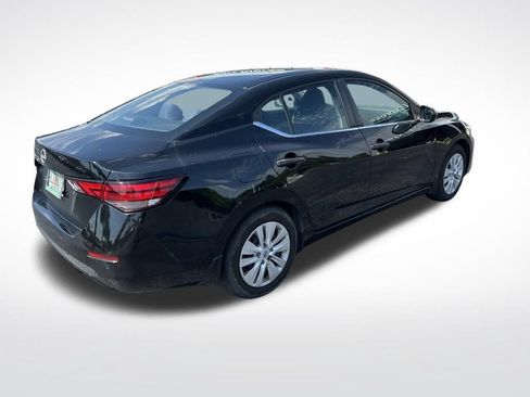Used 2025 Nissan Sentra S FWD image 4