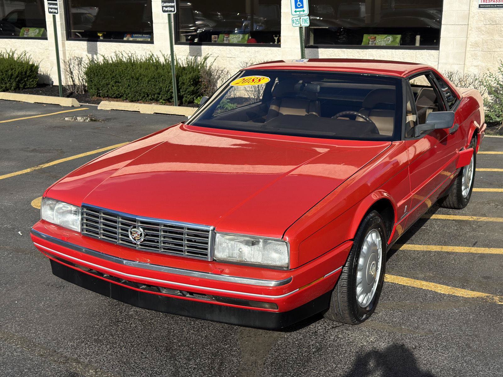 Used 1988 Cadillac Allante FWD image 4