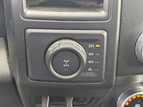 Used 2020 Ford Expedition XL AWD/4WD image 14