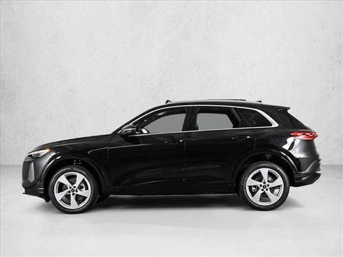 New 2025 Audi Q5 Premium Plus image 8