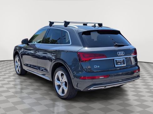 Used 2021 Audi Q5 2.0T Premium Plus w/ Premium Plus Package AWD/4WD image 3