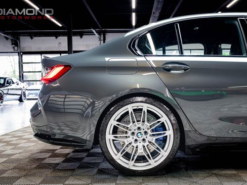 Used 2025 BMW M3 w/ M Carbon Exterior Package RWD image 15