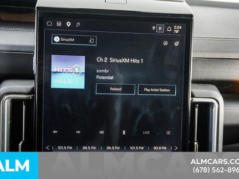 Used 2025 GMC Yukon XL Denali RWD image 40