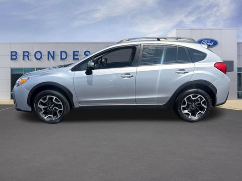 Used 2017 Subaru Crosstrek 2.0i Limited AWD/4WD image 1