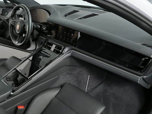 Certified 2024 Porsche Panamera 4 AWD/4WD image 23