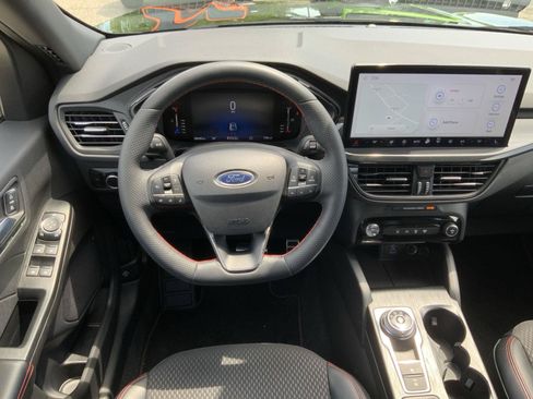 Used 2023 Ford Escape ST-Line w/ Tech Pack #1 AWD/4WD image 27
