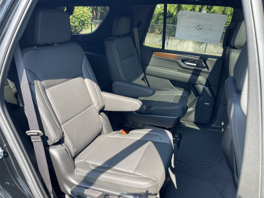 New 2026 GMC Yukon Denali w/ Sun & Power Step Package AWD/4WD image 28