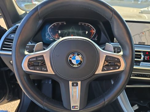 Used 2023 BMW X5 xDrive40i w/ M Sport Package image 25