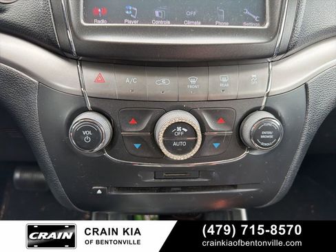 Used 2018 Dodge Journey Crossroad image 25