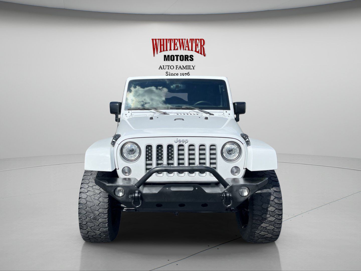 Used 2017 Jeep Wrangler Unlimited Sahara w/ Connectivity Group AWD/4WD image 8