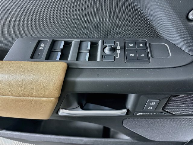New 2026 Land Rover Defender 110 S AWD/4WD image 20