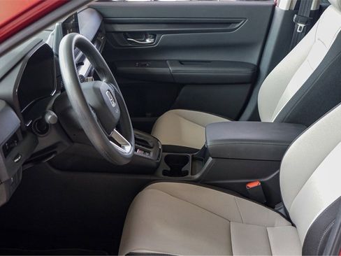 Used 2025 Honda CR-V EX image 10