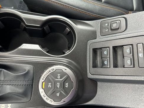 Used 2021 Ford Bronco Badlands image 41