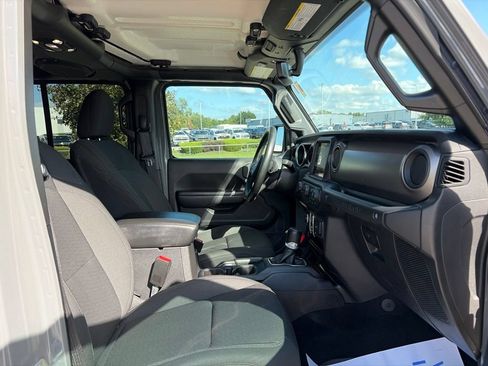 Used 2021 Jeep Wrangler Unlimited Sport AWD/4WD image 23