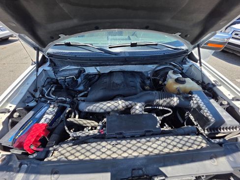 Used 2012 Ford F150 Lariat w/ Lariat Chrome Pkg RWD image 14