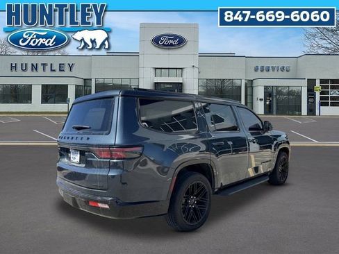 Used 2023 Jeep Wagoneer Series II w/ Convenience Group I image 5