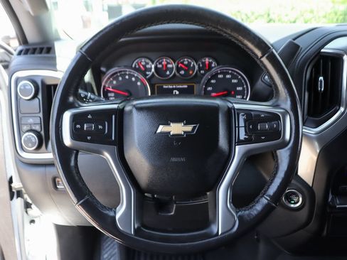 Used 2022 Chevrolet Silverado 1500 LT RWD image 20
