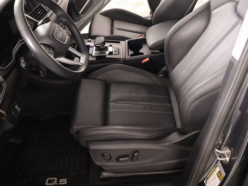 Used 2025 Audi Q5 2.0T Premium Plus w/ Premium Plus Package AWD/4WD image 11
