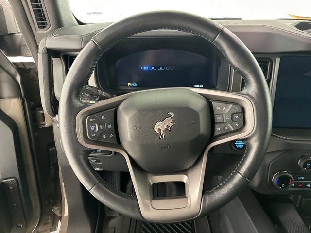 Used 2025 Ford Bronco Badlands AWD/4WD image 22