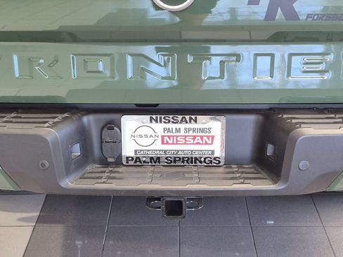 Used 2025 Nissan Frontier SV w/ SV Convenience Package AWD/4WD image 13