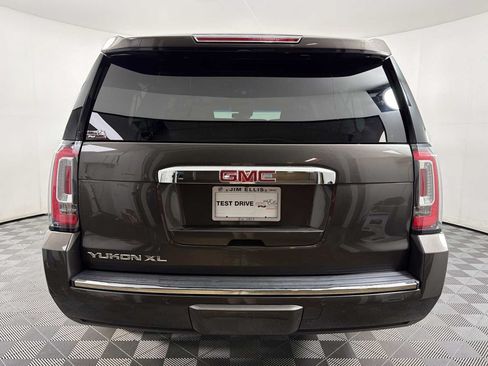 Used 2019 GMC Yukon XL Denali w/ Open Road Package AWD/4WD image 5